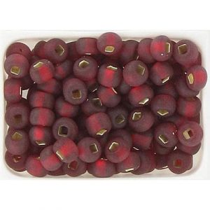 Perles de rocaille, grenat mat, grandeur 6. Vendu en paquet de 500 grammes. (SKU# GBM6L/97120)