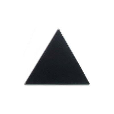 Semi-precious cabochon, black onyx, triangle, 32mm. (SKU# SP32MMTRI/BLK). Sold per pack of 3