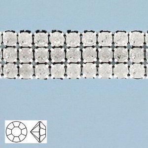 Galon pierres du Rhin, 3 rangs, ss20, filet noir, 0 côté, cristal brillant. La commande minimum est de 1 metre. (SKU# RBM203B0N101B)
