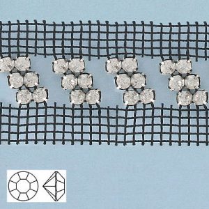 Galon pierres du Rhin, 3 rangs, saut 2, filet noir, cristal brillant. La commande minimum est de 1 metre. (SKU# RBM368B2N101B)