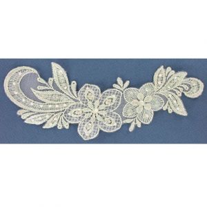 Appliques en paillettes, cristal aurore boréale, 21.5x9cm (8.5"x3.5"). Vendu separement. (SKU# SM1186/CIR)