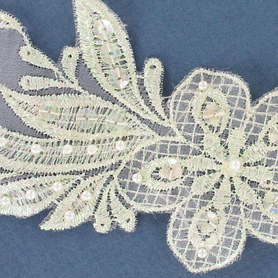 Appliques en paillettes, cristal aurore boréale, 21.5x9cm (8.5"x3.5"). Vendu separement. (SKU# SM1186/CIR) – Image 2