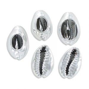 Connecteur en coquillage, approx. 20x12mm, plaqué imitation rhodium. Vendu en paquet de 12. (SKU# SPCNSHELL3/WH)