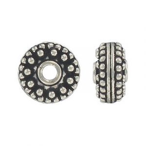 Billes en métal, base de cuivre, plaqué argent antique, sans plomb, sans nickel. Vendu en paquet de 12. (SKU# MBK1287/OXWH)